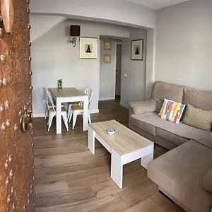 Apartamento Apartamento Con Garaje Y Patio, Ronda